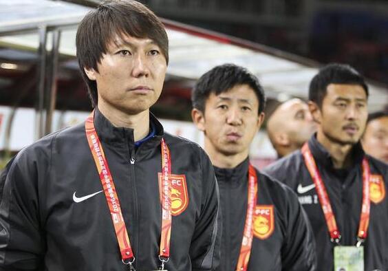 神香之剑展现出它的力量！ Shanks 和 Yongen 用三剑击杀 Scout ，扭转局势并 Anyone's Legend 取得比赛点