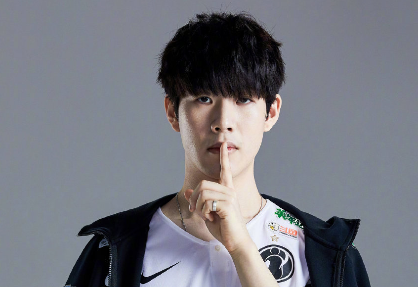 TES赛后群访 教练：不知道对面会选皎月亚索，失利还是打得不够好